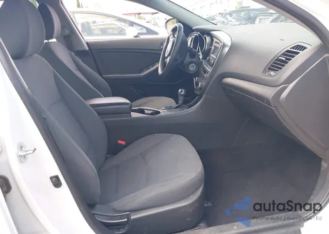 2015 Kia Optima Lx z USA, uszkodzony, nr VIN 5XXGM4A77FG402594